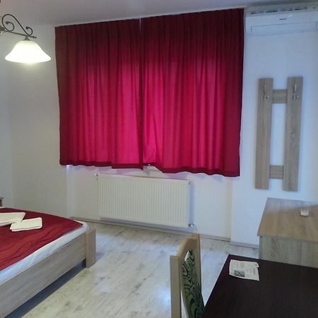 Downtown Apartment Miskolc Extérieur photo