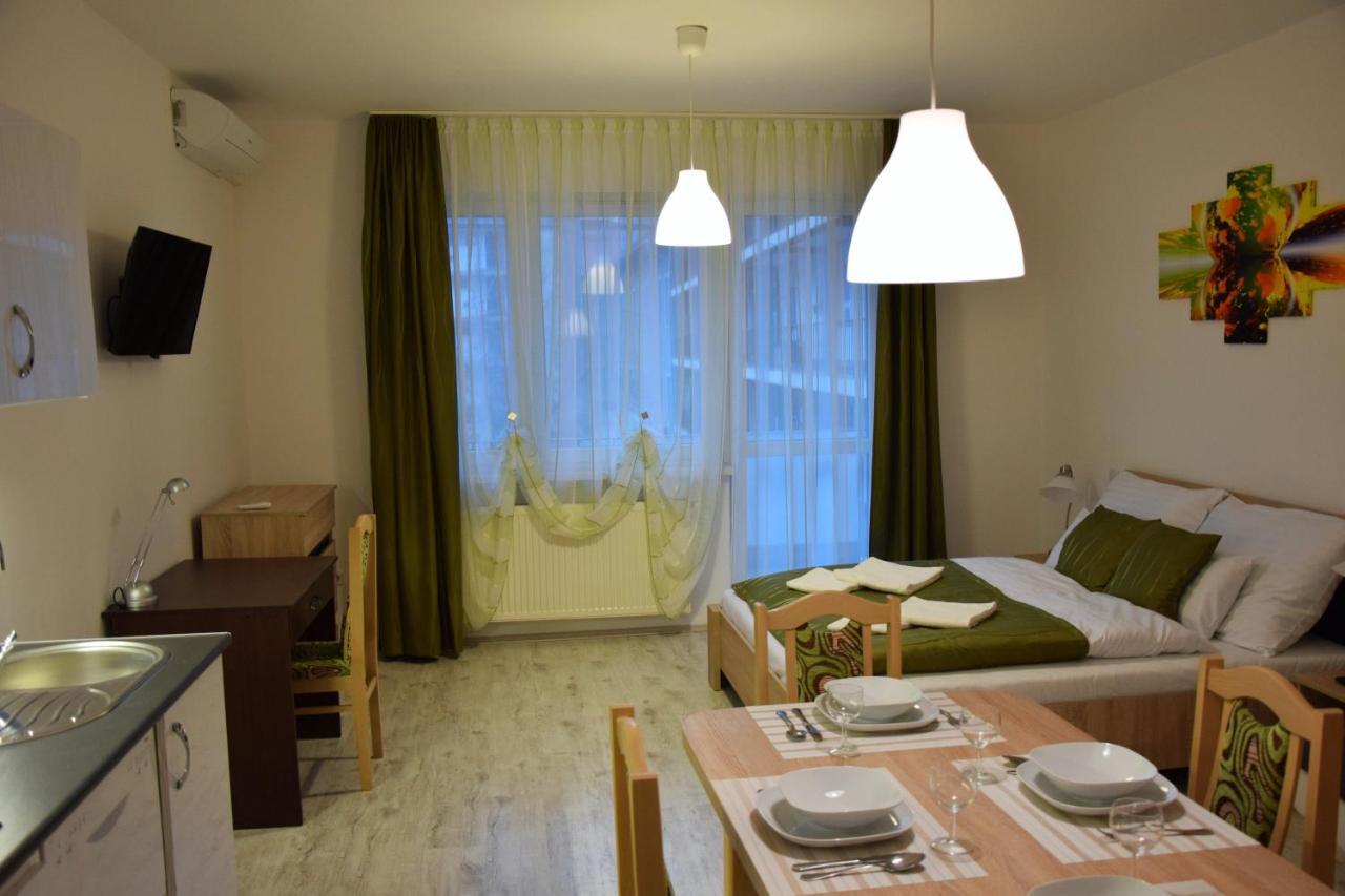 Downtown Apartment Miskolc Extérieur photo